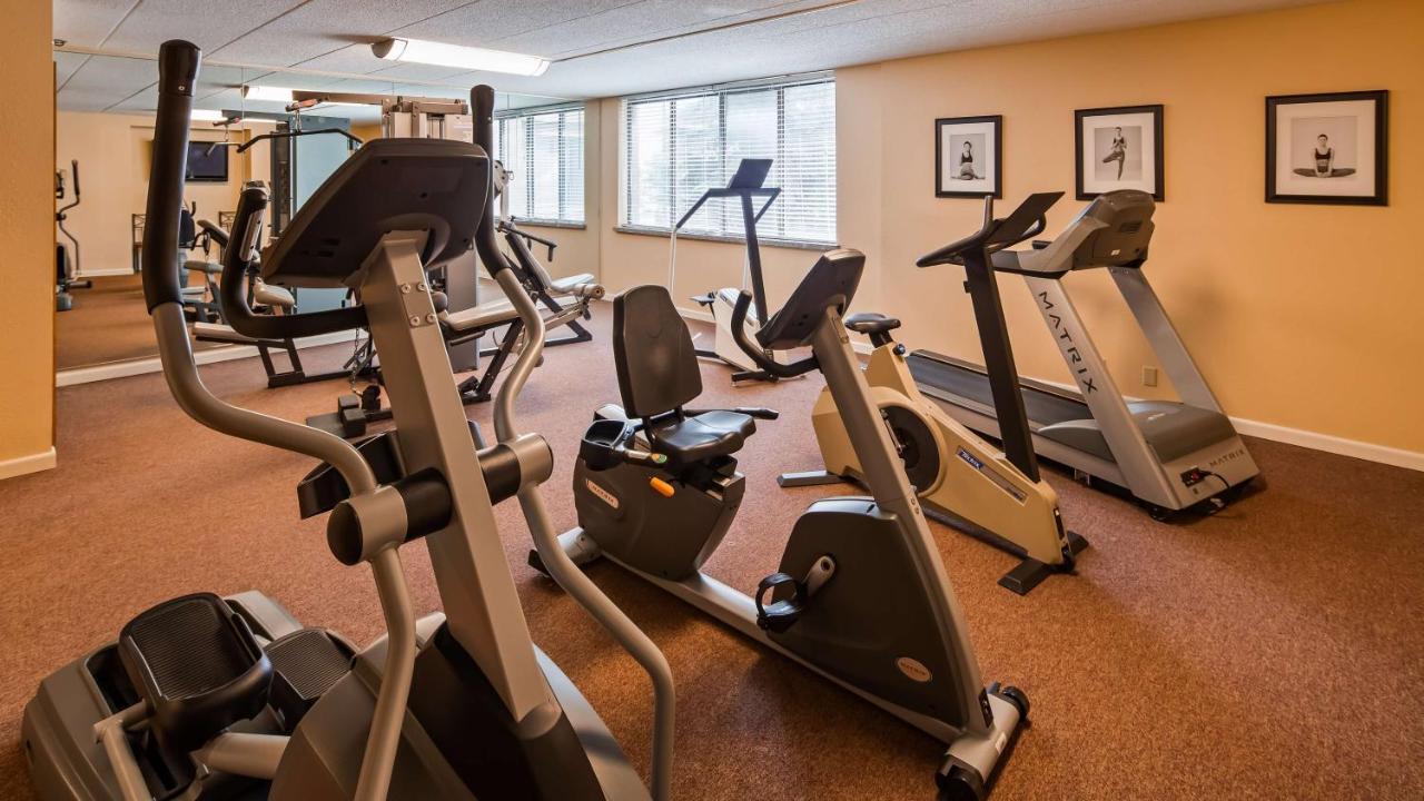 Best Western East Towne Suites Мадисон Экстерьер фото